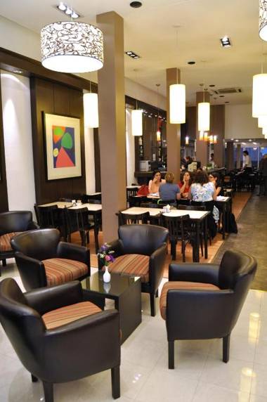 Hotel UTHGRA de las Luces