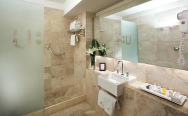 Urban Suites Recoleta Boutique Hotel