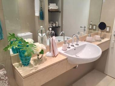 Luxury Apartment Tagle