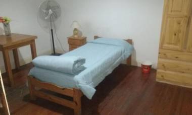 Habitac Indiv Casa de Familia Flores