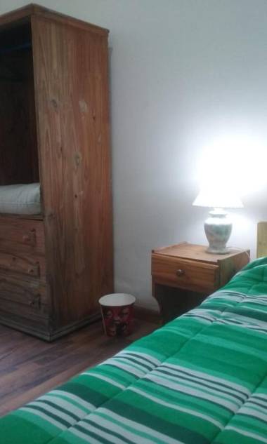 Habitac Indiv Casa de Familia Flores