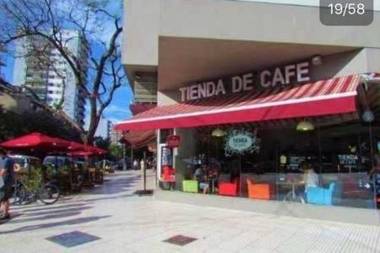 Metropolitan Charlone