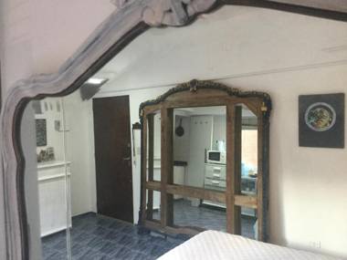 Cozy quiet and luminous studio in authentic Recoleta