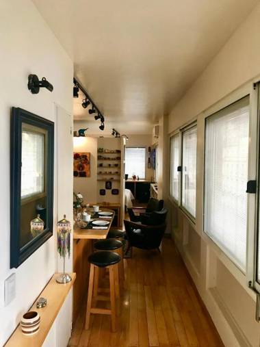 Av Corrientes con estacionamiento