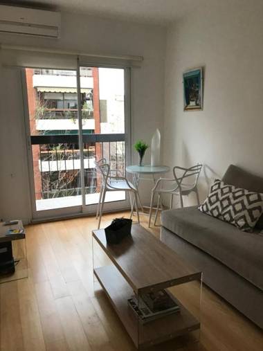 Calle 11 de Septiembre de 1888 2140 Departamento