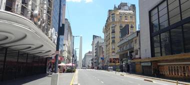 RANCHO TANGUERO EN EL OBELISCO en Corrientes 818