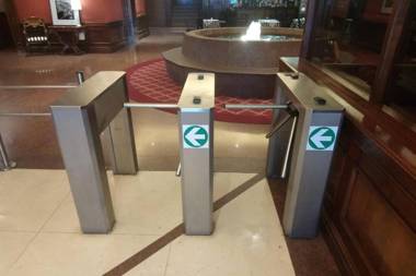 Avenida Corrientes Obelisco Cultura y Confort