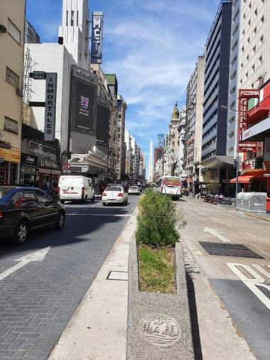 BUENOS AIRES EXPERIENCE - Av Corrientes - Obelisco