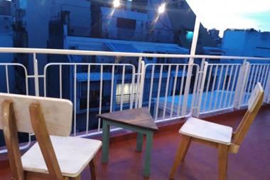 Depto balcón terraza sol y luz pleno Recoleta