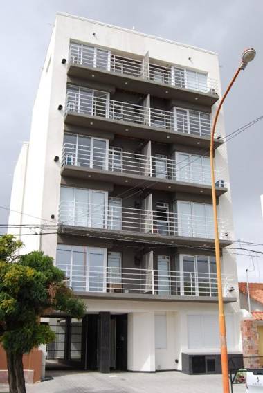 Departamentos con cochera Peru 157