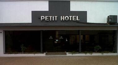 Petit Hotel