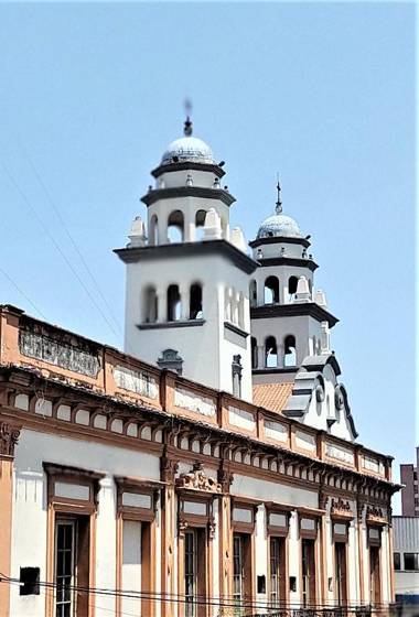 Rent for Days III - Mono Plaza