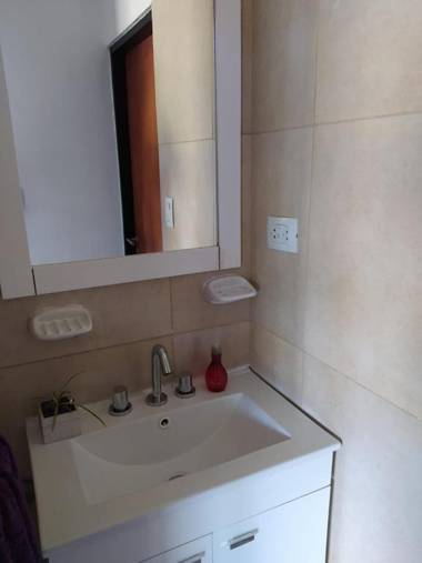 HERMOSA CASA 2 DORMITORIOS EN POTRERO DE GARAY