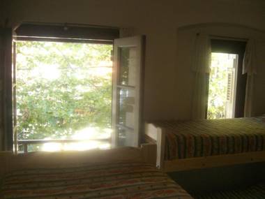 Puerto Nómade Hostel Internacional