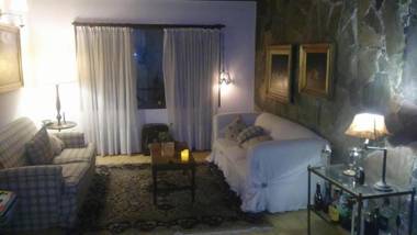 DC HOSTEL bed ;& brekfast