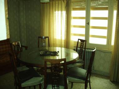 Departamento completo centro frente a la playa y Casino central 2 amb luminosos