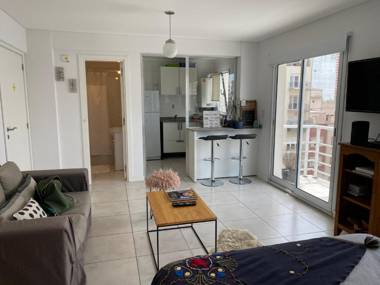 Depto nuevo boutique muy luminoso a 6 cuadras de la playa