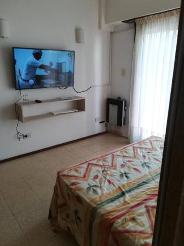 Hermoso ambiente frente a la Catedral excelente wifi