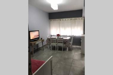 Hermoso departamento a la calle a 300 mts del mar