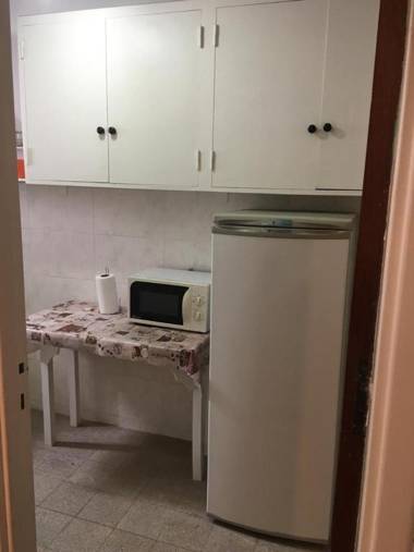 Amplio y cómodo Dpto. céntrico a 2 cuadras del Mar