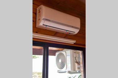 Casa en los troncos Parque Primavesi.