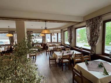 Weisses Rössl am See