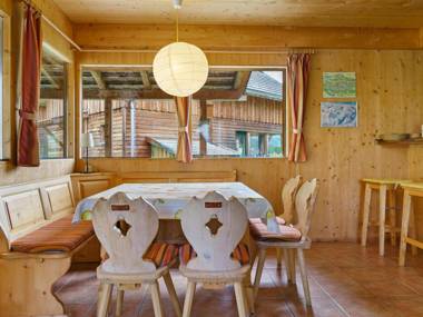 Appealing Holiday Home in Sankt Georgen ob Murau with Sauna