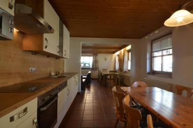 Ski-in / Ski-out Chalet Kriekels by Alpen Apartments