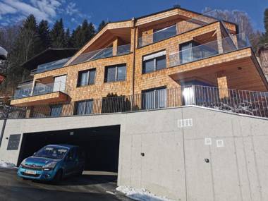 Eagles Nest by Alpen Apartments