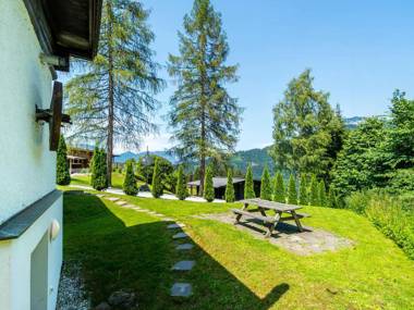 Quaint Chalet in Wörgl with Private Garden