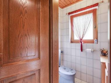 Beautiful Apartment in Hintergumitsch with Terrace