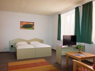 Winrooms Seminar Hotel & Apartments