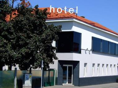 Strandhotel Alte Donau