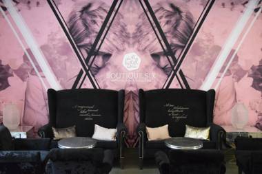 Arthotel ANA Boutique Six