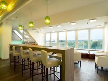 HB1 Schönbrunn Budget & Design