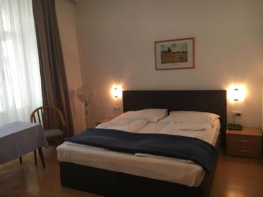 Pension Ani-Falstaff