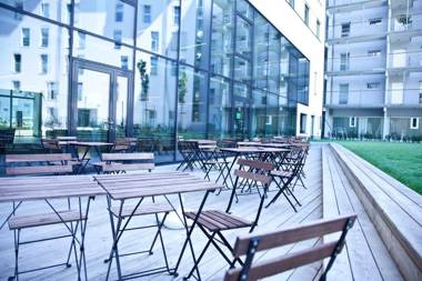 Brigittenau Youth Palace