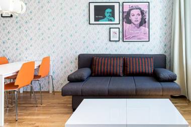 Best Western Plus Celebrity Suites