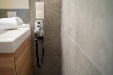 Jimmy's Apartments Lory