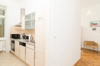 Spittelau Chillout Lounge by ichbucheAT