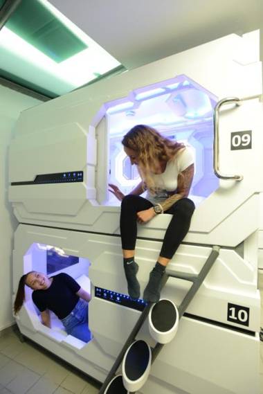 Space Home Hostel - Inner City