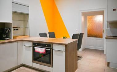 Modern Apartment Wiener Stadthalle