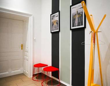 Modern Apartment Wiener Stadthalle