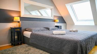 Elegant Duplex Danube Canal