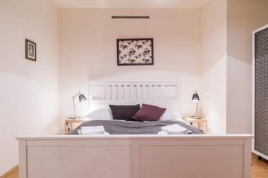 Junior Suite Fasangasse by ichbucheAT