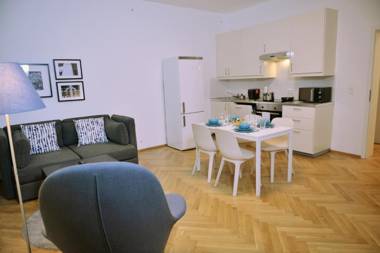 Jimmy's Apartments Suites