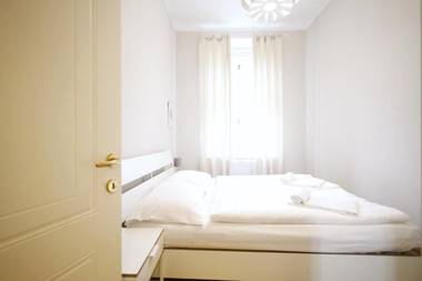 HeyMi Apartments Karlsplatz