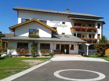 Hotel-Pension Stallinger