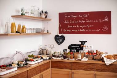 Winzerhof & Gästehaus Bernhard