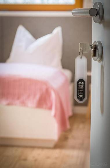 SCHEIBER Wein & Gästehaus